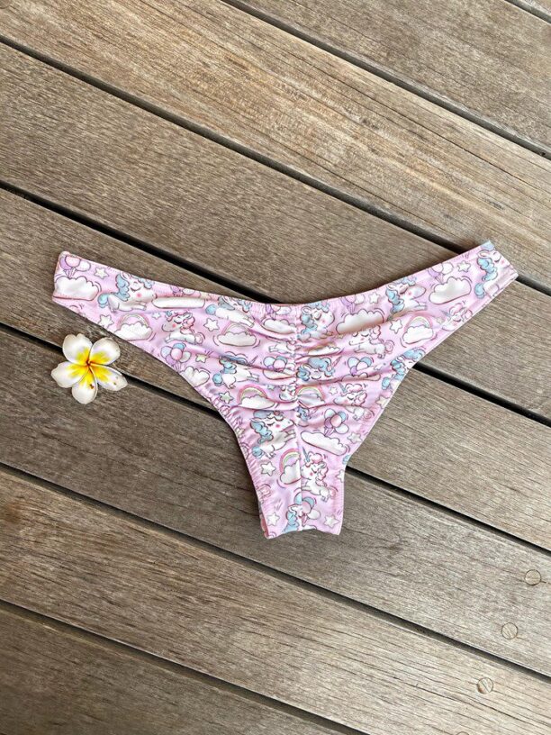 brazilky-gate-unicorn