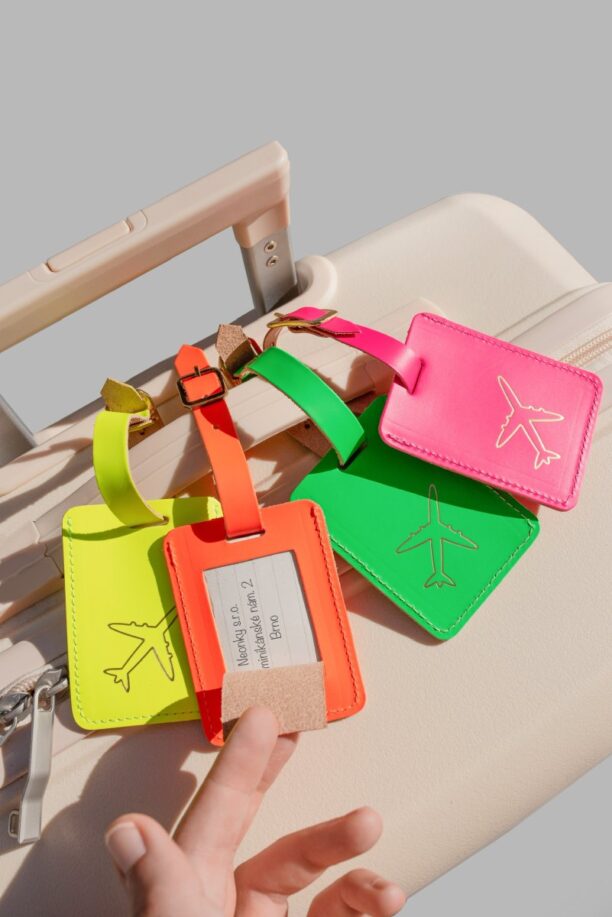 cestovni-visacka-na-kufr