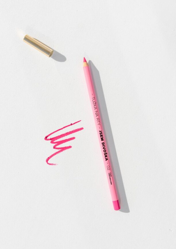 dekorativni-tuzka-jsem-divoska