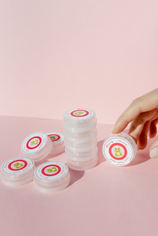 jednorazovy-vlhceny-ubrousek-10ks