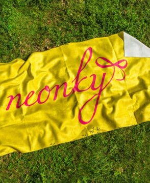 neonky-osuska-yellow-zluta